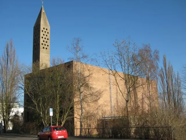 Fatimakirche – Konchen, Süd- und Nordfassade