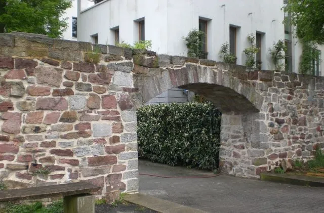 Zollmauer Unterneustadt